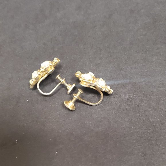 1940's vintage leaf earrings - Picture 2 of 2